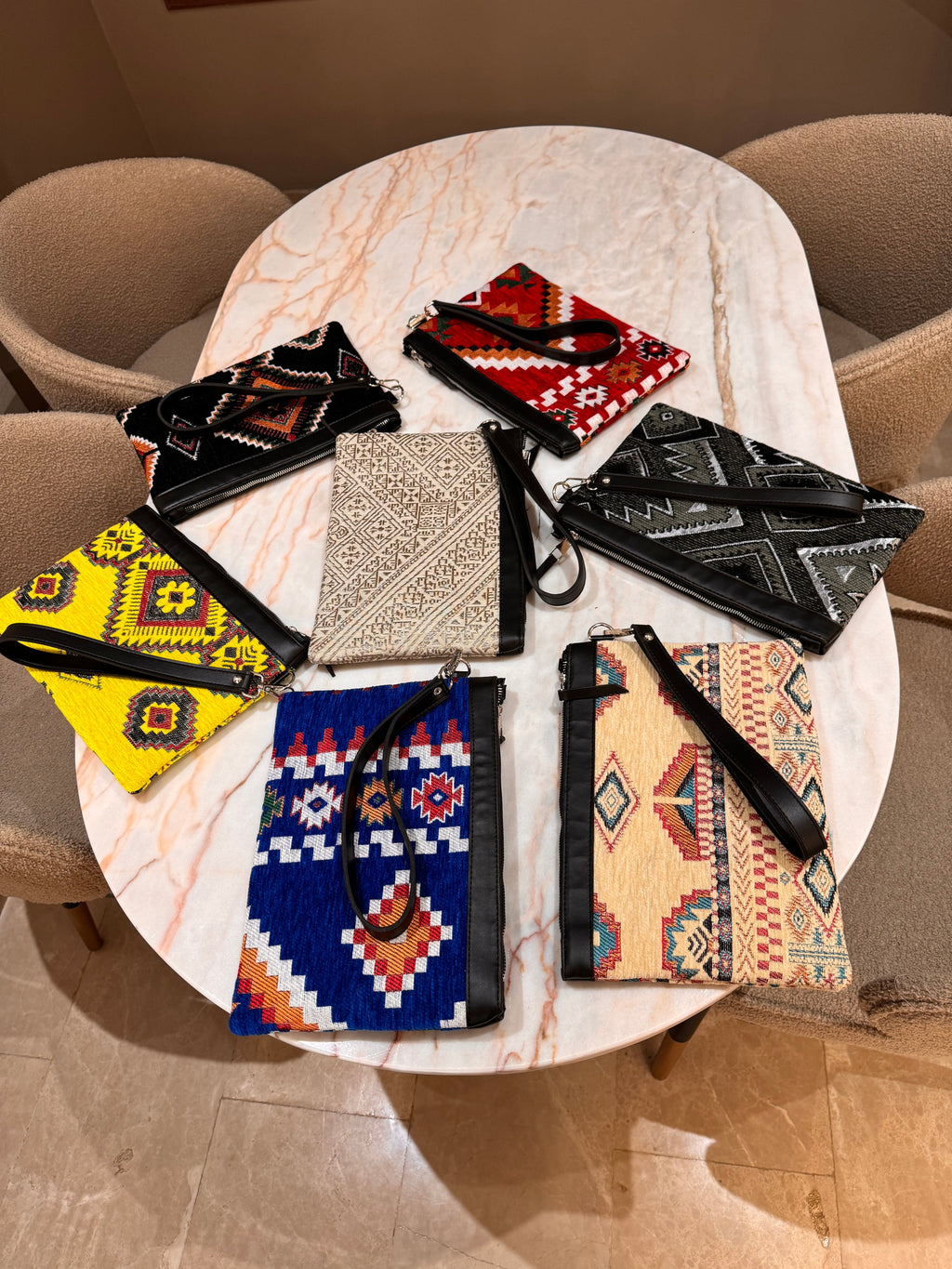POCHETTE/TROUSSE  BERBERE LIGHT